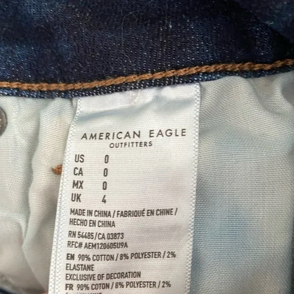American Eagle dark wash destroyed denim shorts stretch hi-rise shortie‎ 0 - Picture 5 of 5